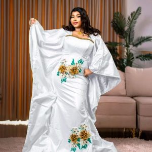 modèle "Éclat d'afrique" – robe sirène bazin riche blanc